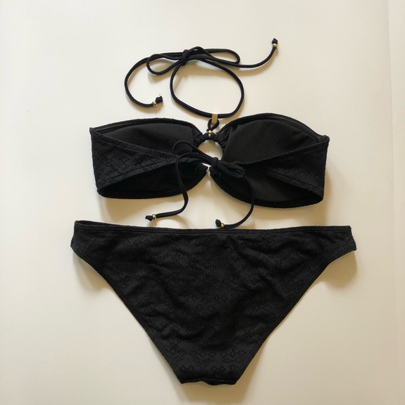 Beautiful H&M Bikini - Picture 3 of 4